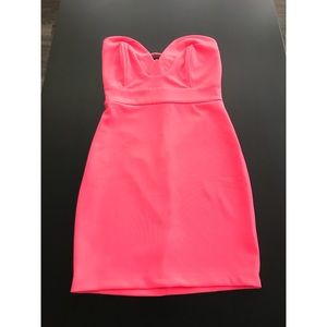 Bright pink strapless dress